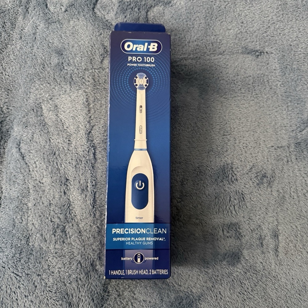 Oral-B Pro 100 Precision Clean White/Blue Oscillating Battery‎ Toothbrush Timer